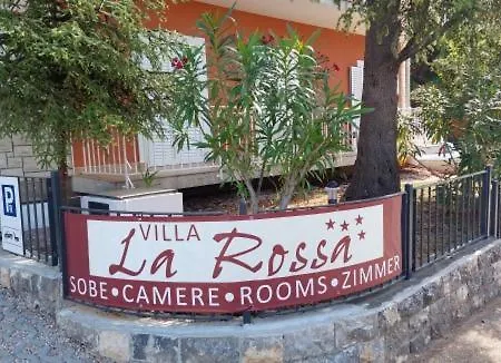 La Rossa Oda ve Kahvaltı Umag