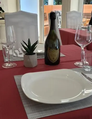 罗萨住宿加早餐酒店 4* 乌马格