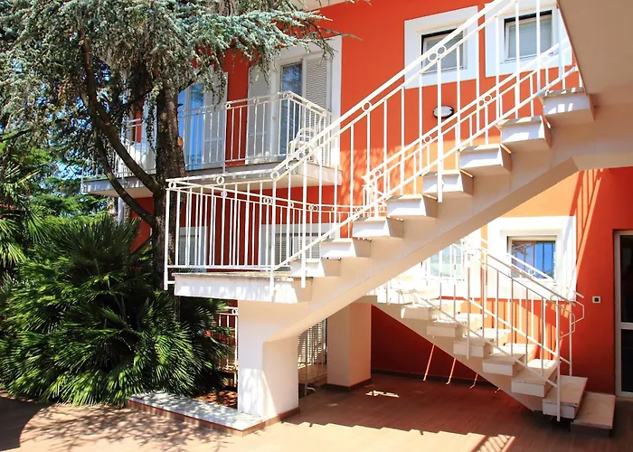 Bed & Breakfast La Rossa