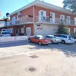 Oda ve Kahvaltı La Rossa Umag